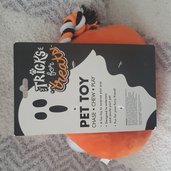 Trick for Treats squeeze me and rope dogs Halloween pumpkin toy - Picture 4 of 4